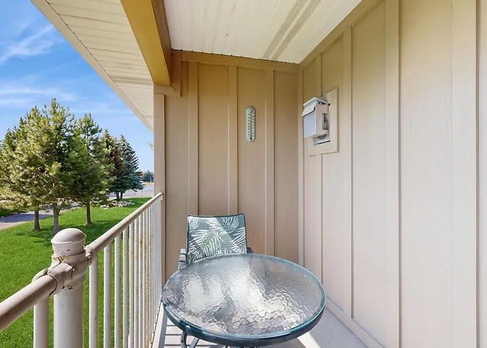 Tennis Court Condo