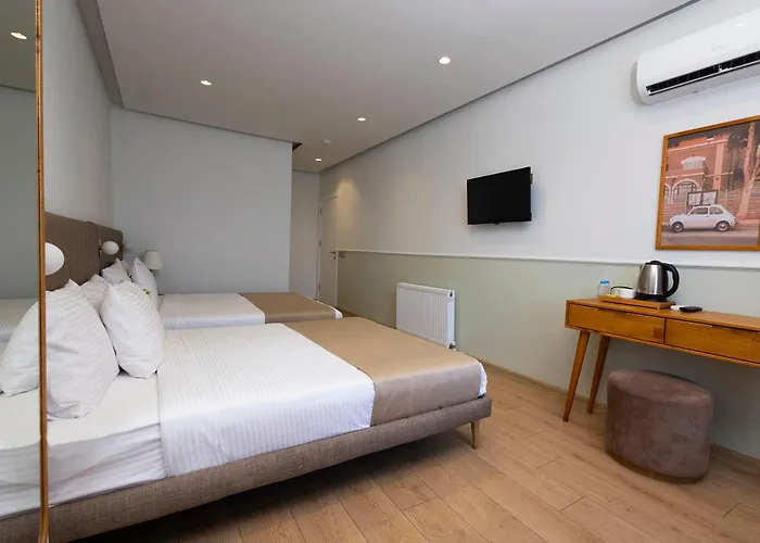 Meshk Airport Hotel