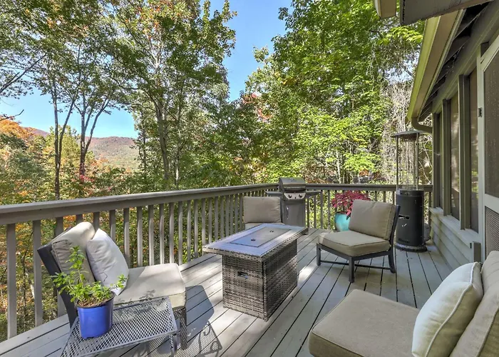 Mountain Paradise 7033 - Play Games Enjoy Wooded Serenity