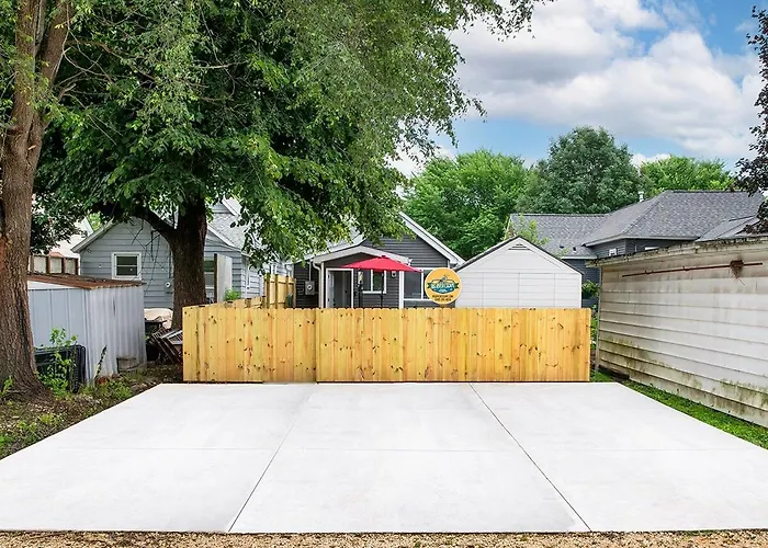 Parkside Pet Friendly Bungalow