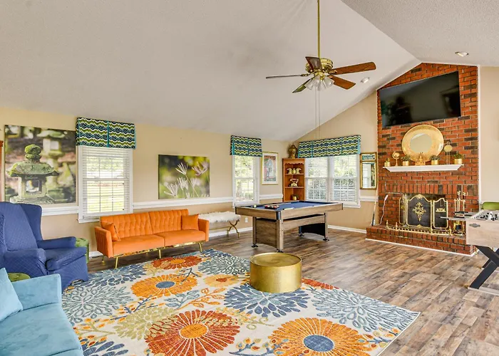 78-Acre Retreat Near Campbell U: Fish, Play, Relax