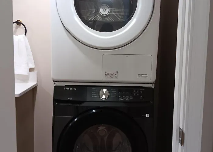 3 Bed 2 Bath Fully Equipped