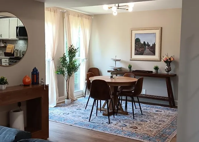 3 Bed 2 Bath Fully Equipped