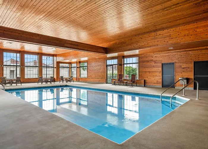 Super 8 By Wyndham La Crosse