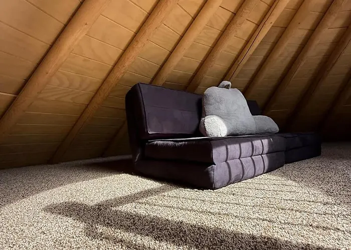 Bronco Luxury Yurt-Cabin - Family Glamping Canyon Lake W Private Hot Tub