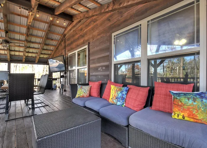 Moon Tower Cabin - Beautiful Water Views Firepit More
