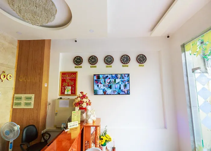 Van Loc Hotel