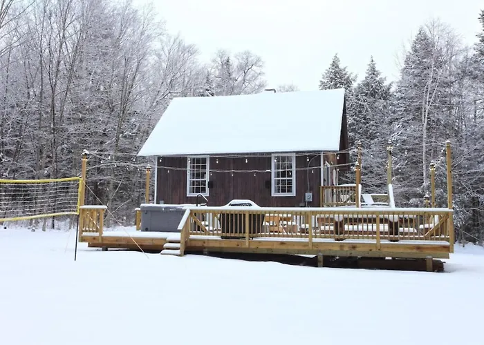 Dream Stratton Forest Cabin With Hot Tub And Fast Wifi