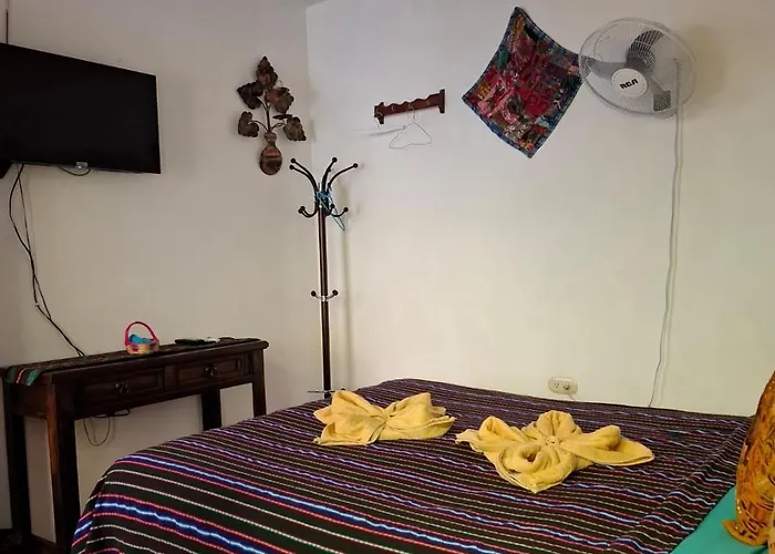 Francisco'S Rest House Hotel