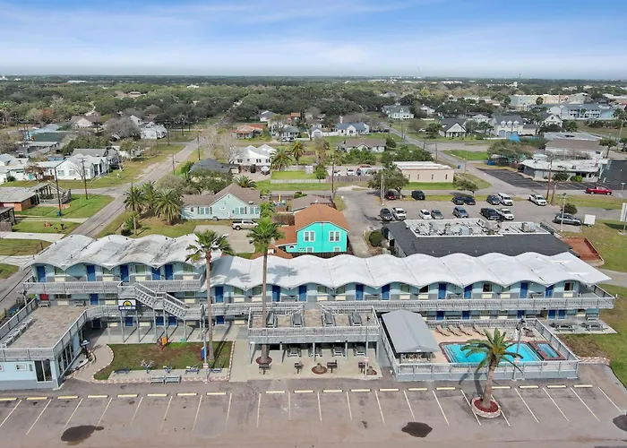 Blue Wave Inn