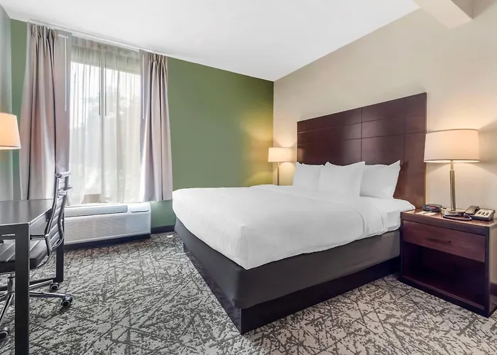Quality Inn & Suites Nj State Capital Area