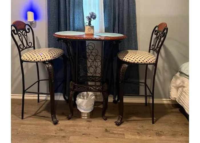 Man Cave Apartment Queen Sz Bed 17 Min From Town