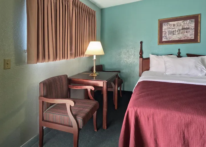 Route 66 Desert Rose Motel County Inn