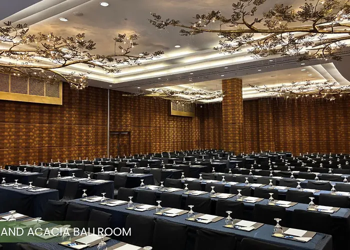 Acacia Hotel Manila