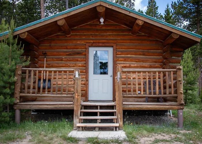 Crooked Creek Guest Ranch