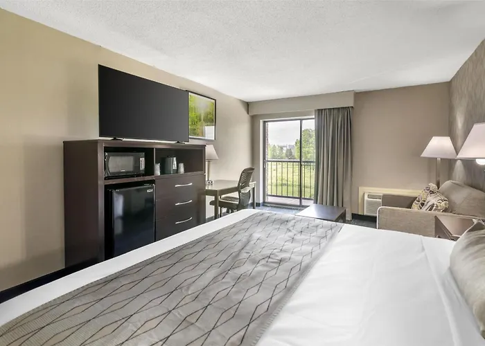Best Western Plus Keene Hotel
