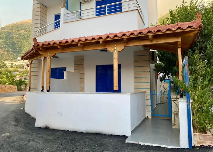 Itaka Hotel Lukova
