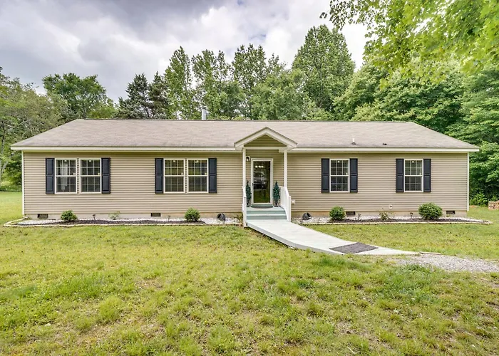 Hillsborough Vacation Rental ~ 18 Mi To Durham!