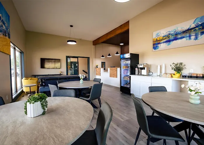 Surestay By Best Western Forsyth