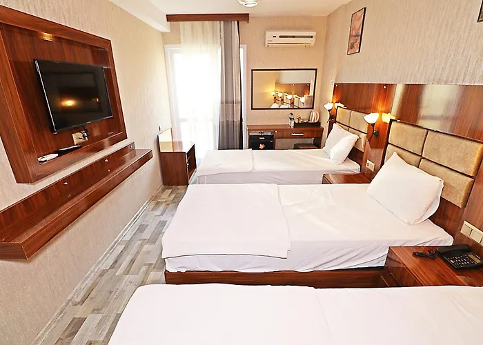 Marina Hotel