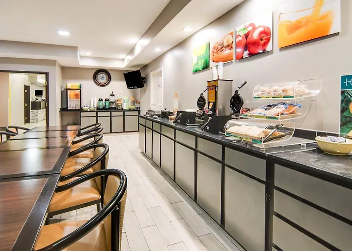 Quality Inn & Suites - Granbury