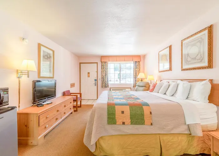 Hotel O Eureka Springs - Christ Of Ozark Area