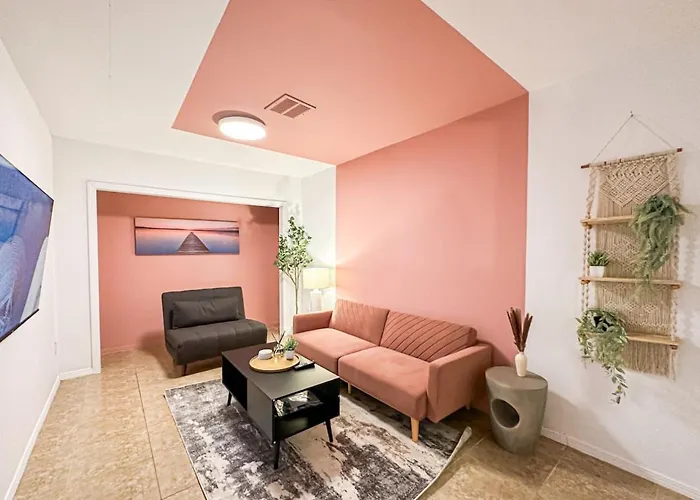 Relaxed And Cozy Poolside Studio - Lou2 - Bur