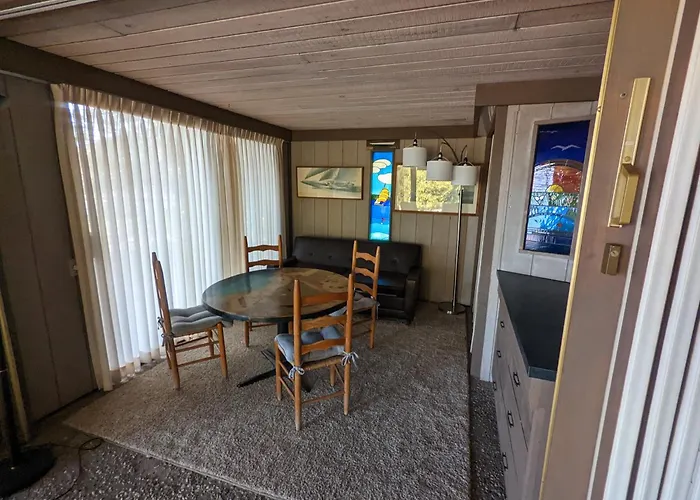 New! Lwardcove - Beachfront Beauty!