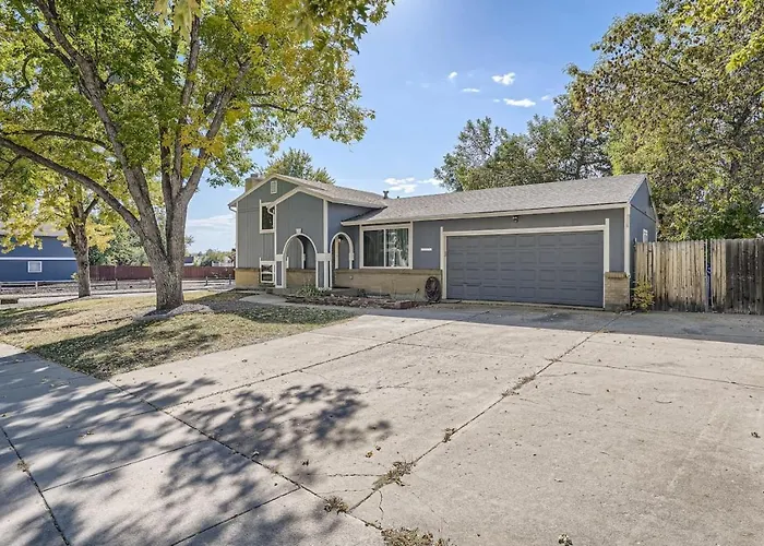 Charming Family Friendly 4Bd 2Ba Arvada Home
