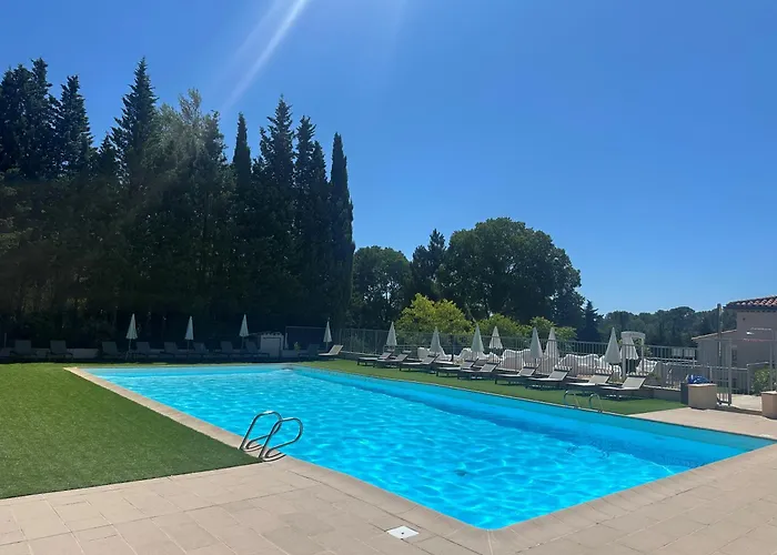Hotel Golf & Spa Chateau De La Begude The Originals Collection