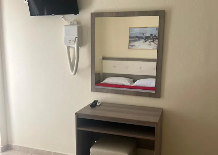 SimOtel Ermis