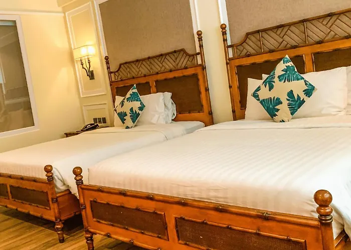 Feliz Hotel Boracay