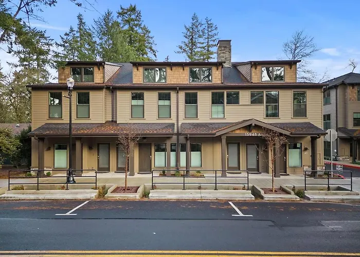 Lake Oswego Inn