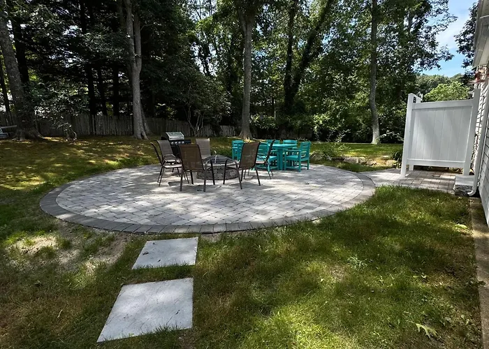 Spacious Renovated Home In Historic Sandwich-Ma Cape Cod