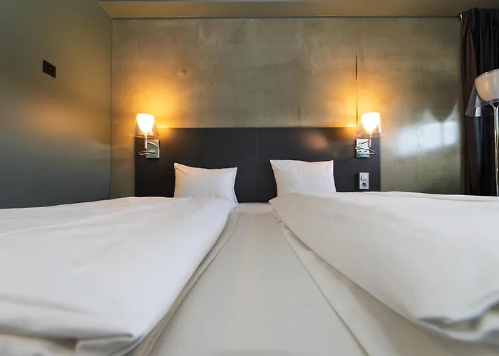 Comfort Hotel Runway