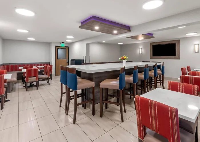 Comfort Inn & Suites Beaverton - Portland West