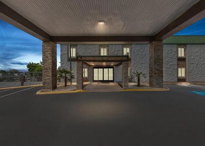 Quality Inn Hixson-Chattanooga