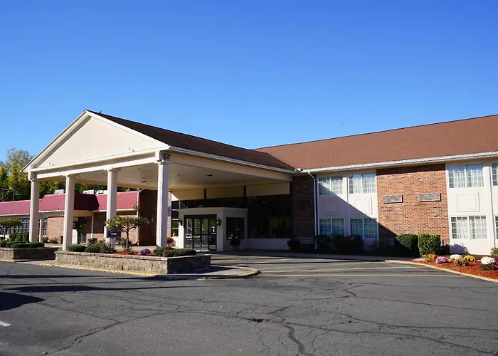 Rodeway Inn & Suites East Windsor