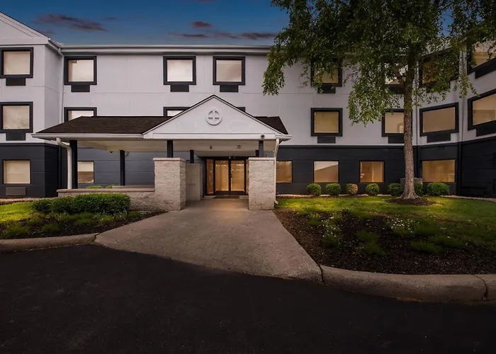 Mainstay Suites Columbus North - Worthington
