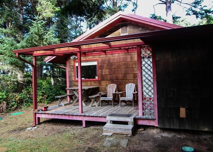 Woodland Cottage By The Sea