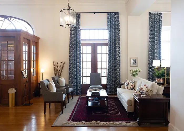 The Mimslyn Inn