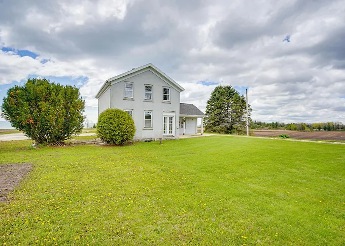 Extended Stay Lakefront Home On 15 Acres: Dogs Ok!