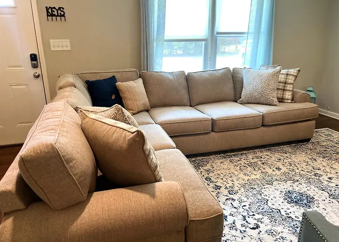 Pet-Friendly Marietta Retreat Near Town Center