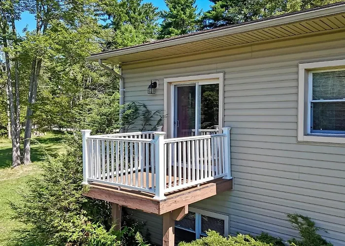 Luxury Lake Front Camelot Villa