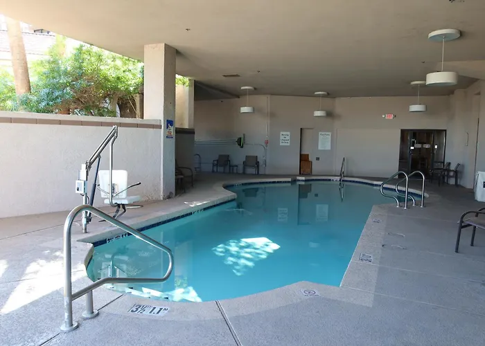 Greentree Hotel Phoenix West