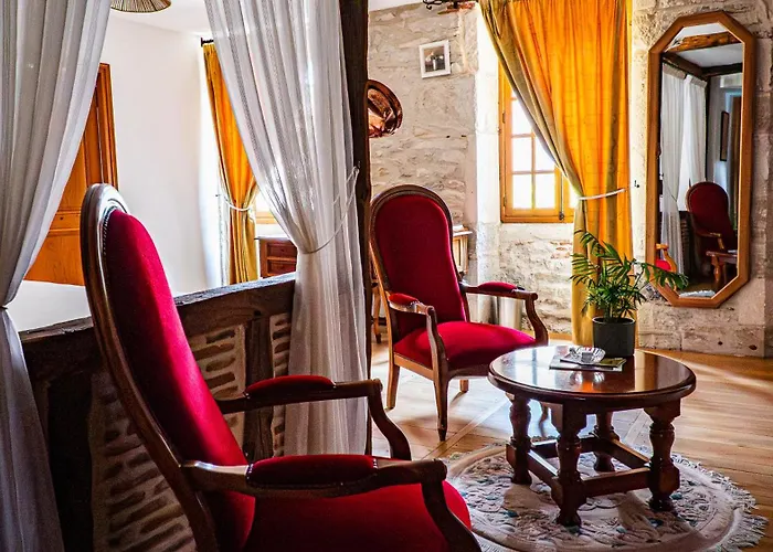 Chateau Hotel La Terrasse - Teritoria