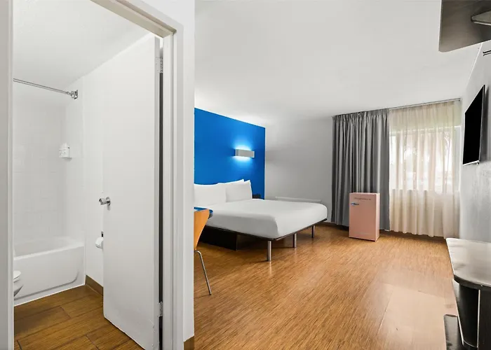 Signature Inn Miami