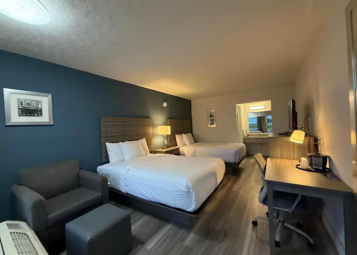 Baymont By Wyndham Lumberton Nc