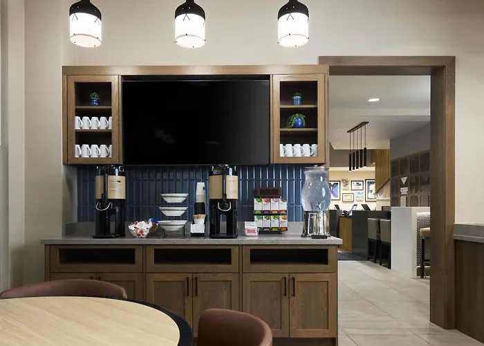 Hyatt Place Salt Lake City Downtown / The Gateway