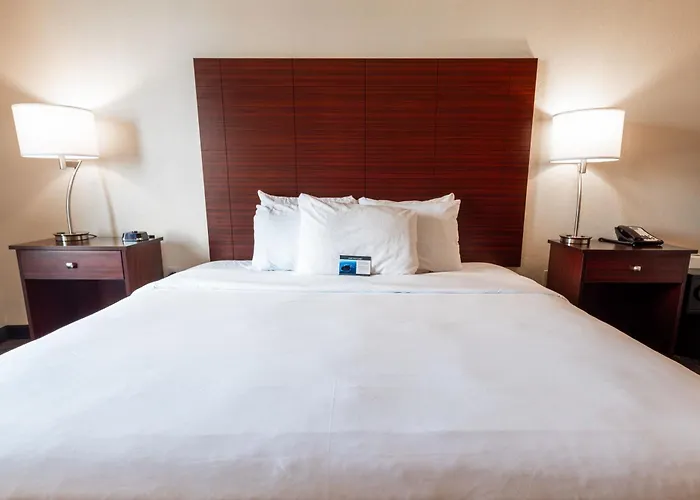 Cobblestone Inn & Suites - Big Lake
